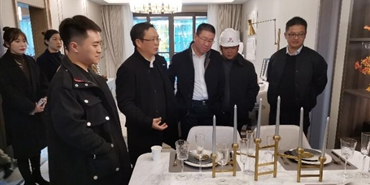 千亿体育(中国区)集团官方网站党委副书记、总经理胡红根带队调研金云府项目