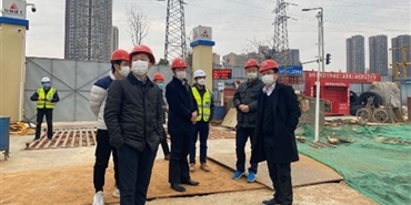 千亿体育(中国区)集团官方网站党委副书记、总经理胡红根带队调研 兴东置业公司在建项目